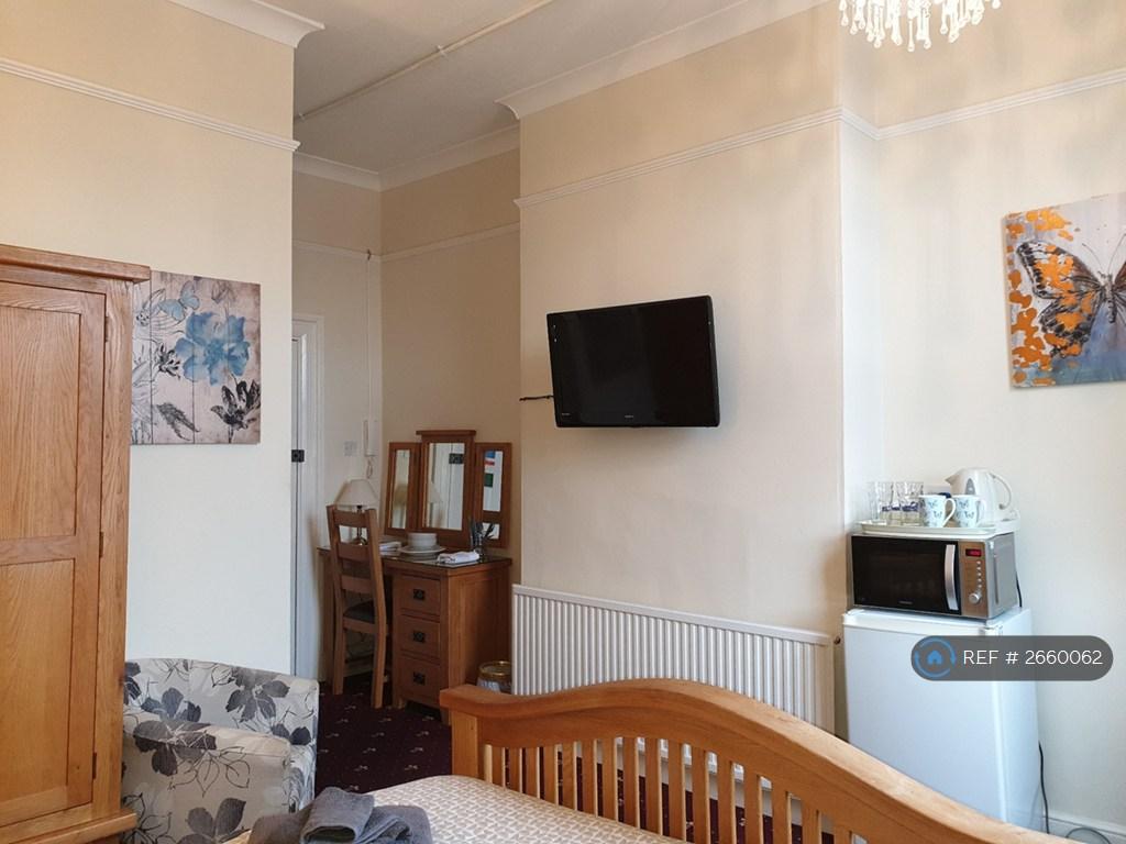 Room 15