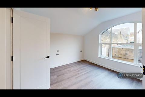 undefined, Berkley Road, Gravesend, DA12
