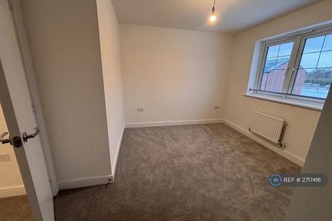 3 bedroom semi-detached house to rent, Starling Way, Crewe, CW2