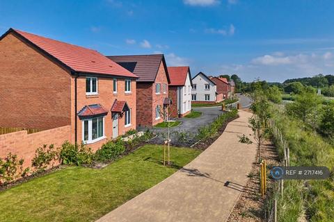 3 bedroom semi-detached house to rent, Starling Way, Crewe, CW2