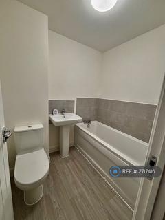 3 bedroom semi-detached house to rent, Starling Way, Crewe, CW2