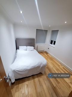 undefined, Bounds Green, Bounds Green, N11