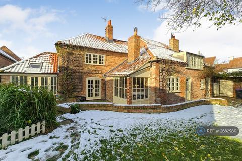 5 bedroom detached house to rent, Cleveland Cottage, Claypole, Newark, NG23