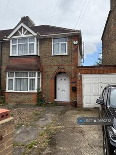 1 bedroom in a house share to rent, Warwick Road, West Drayton, UB7