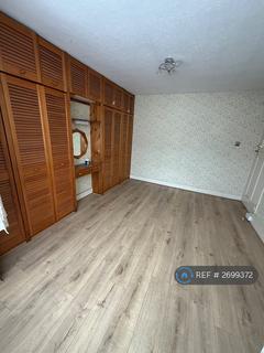 1 bedroom in a house share to rent, Warwick Road, West Drayton, UB7