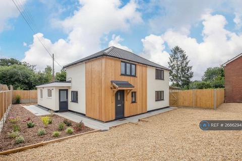 4 bedroom detached house to rent, Lynch Green, Norfolk, NR9