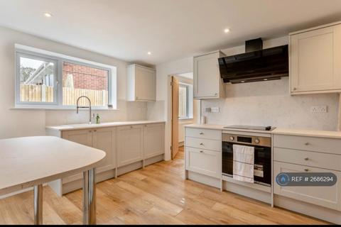 4 bedroom detached house to rent, Lynch Green, Norfolk, NR9