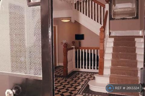 1 bedroom flat to rent, Alexandra Road, Southend-On-Sea, SS1