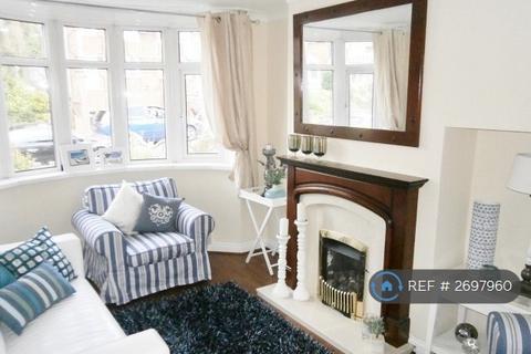 3 bedroom semi-detached house to rent, Appleton Avenue, Birmingham, B43