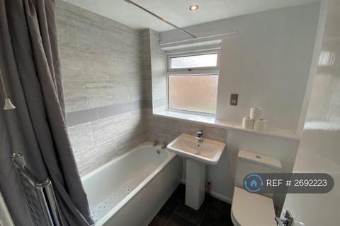5 bedroom end of terrace house to rent, Herald Close, Beeston, Nottingham, NG9