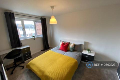 5 bedroom end of terrace house to rent, Herald Close, Beeston, Nottingham, NG9