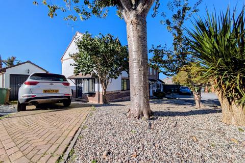 undefined, Robins Way, Plymouth PL9
