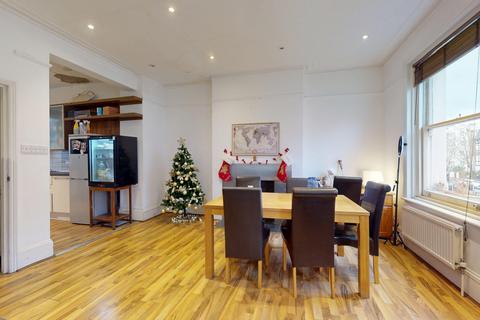 4 bedroom flat to rent, Clifton Road, London, W9