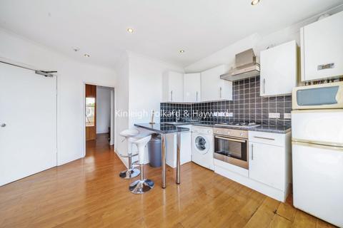 undefined, Barretts Grove, London, N16