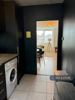3 bedroom flat to rent, Summerfield Terrace, Aberdeen, AB24