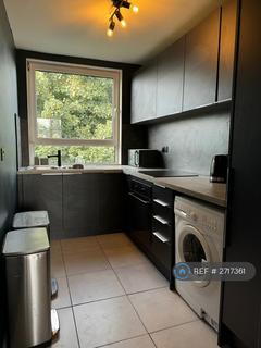 3 bedroom flat to rent, Summerfield Terrace, Aberdeen, AB24