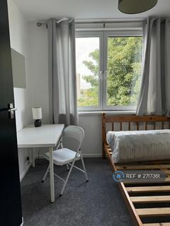 3 bedroom flat to rent, Summerfield Terrace, Aberdeen, AB24
