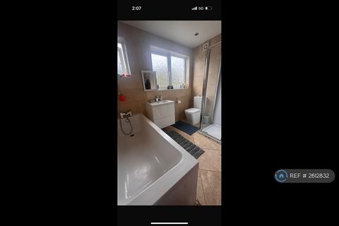 undefined, Royestone Gardens, Ig1 3Sy, IG1
