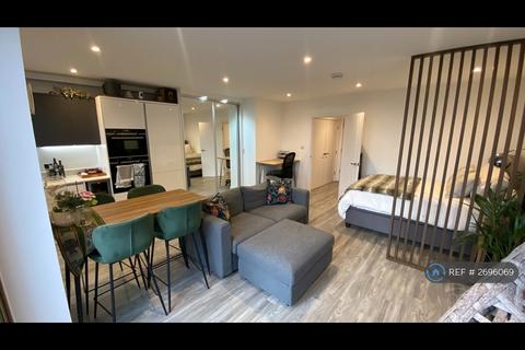 undefined, Imperial Court, London, CR4