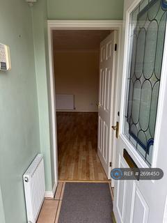 3 bedroom semi-detached house to rent, Seacole Close, Leicester, LE3