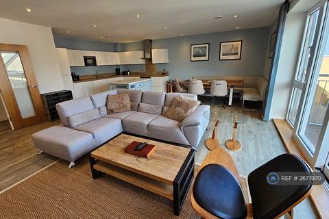 2 bedroom flat to rent, Lymington Shores, Lymington, SO41