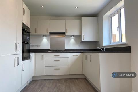 3 bedroom terraced house to rent, Fowler Road, Nottingham, NG12