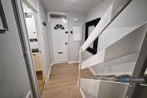 undefined, Seyssel Street, London, E14
