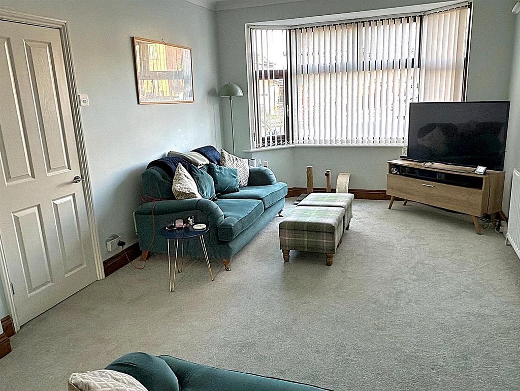 LOUNGE AREA.jpg