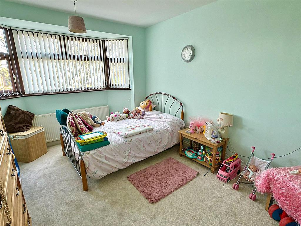 BED 1.jpg