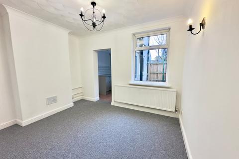 2 bedroom terraced house to rent, Lansdowne Street, KINGS LYNN PE30