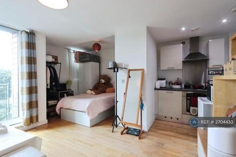 Studio to rent, Jet Centro, Sheffield, S2