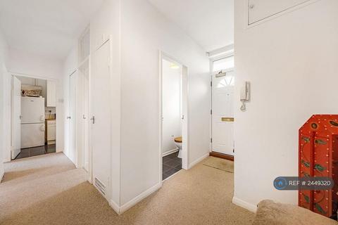 2 bedroom flat to rent, Lancaster Court, London, SW6