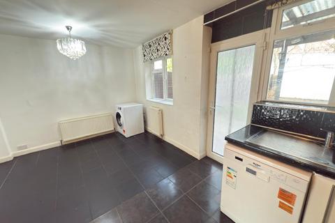 undefined, Sipson Road, West Drayton UB7