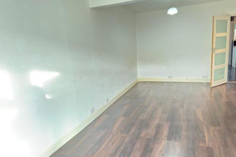 undefined, Sipson Road, West Drayton UB7