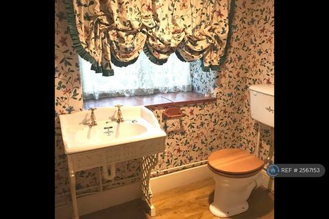 5 bedroom detached house to rent, Prospect Road, Totley Rise, Sheffield, S17