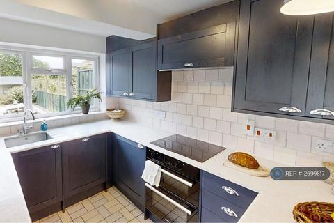 6 bedroom terraced house to rent, Stanbury Avenue, Fishponds, BS16