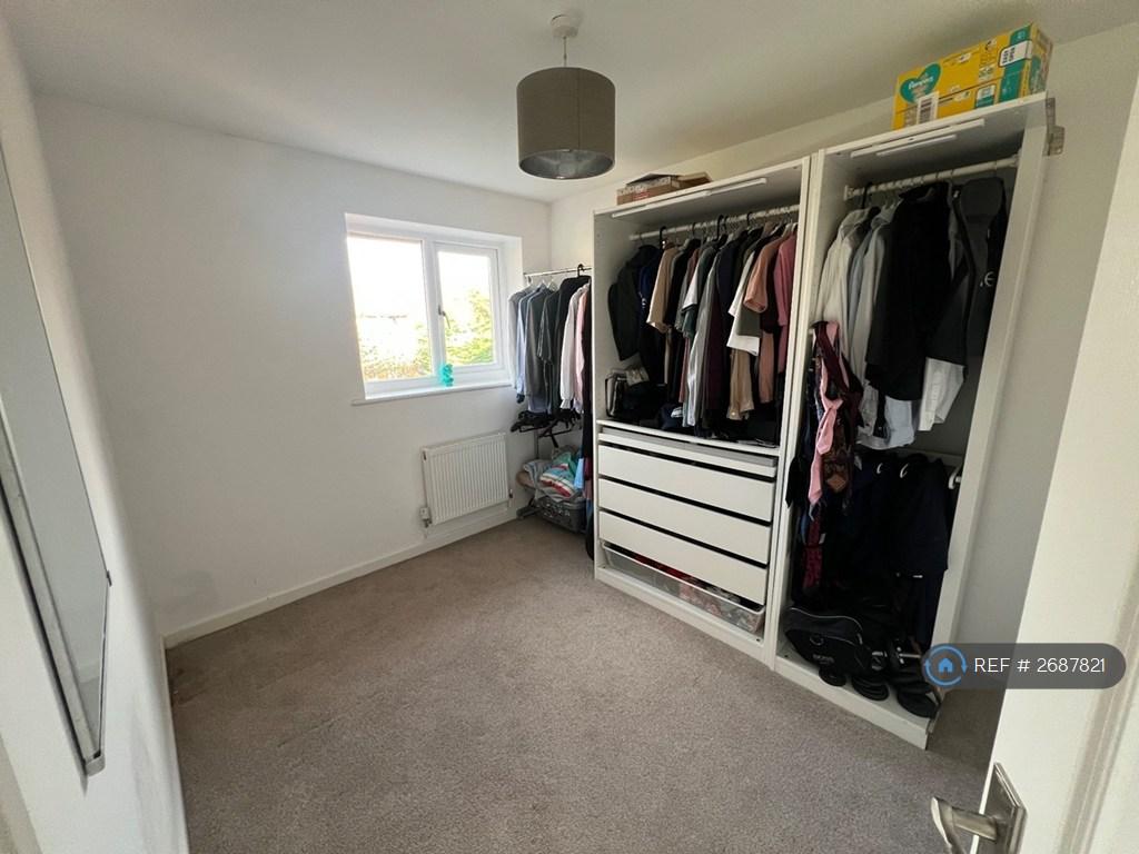 2nd Bedroom