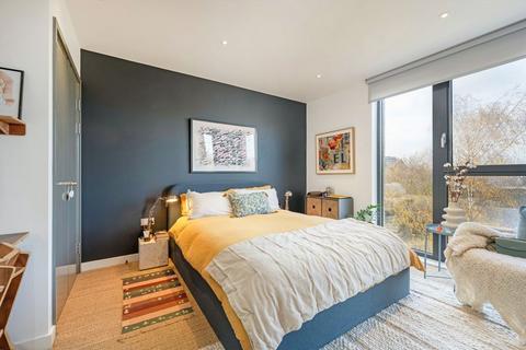 undefined, Goldsmiths Row, London E2