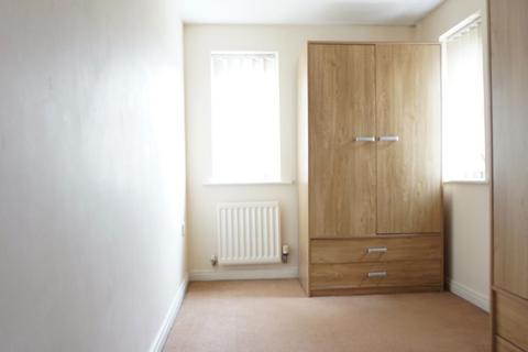 2 bedroom house to rent, 26 Robin Close, Brough, HU15 1RY