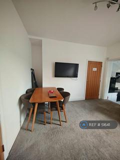 3 bedroom flat to rent, Helmsley Road, Newcastle Upon Tyne, NE2