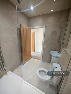 3 bedroom flat to rent, Helmsley Road, Newcastle Upon Tyne, NE2