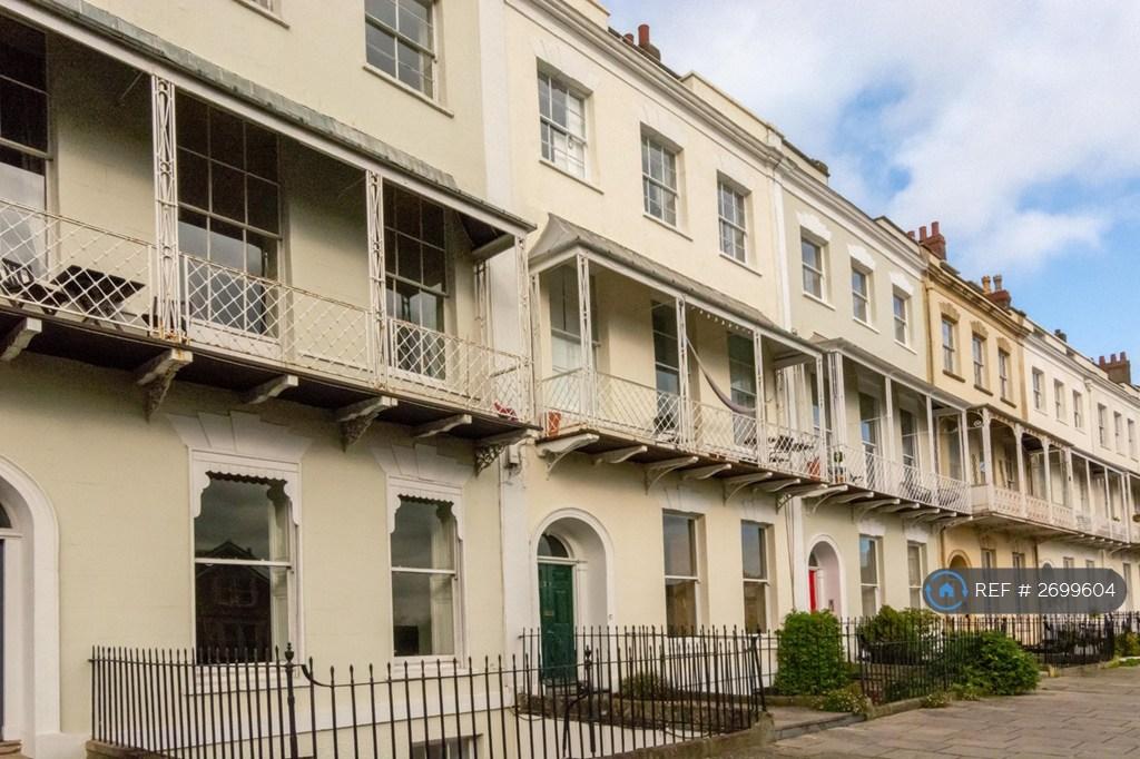 Royal York Crescent