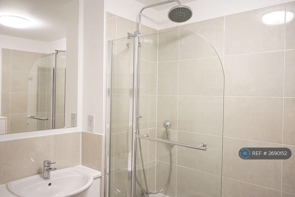 Main Bathroom
