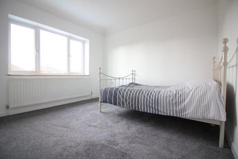 undefined, Hunt Road, Southall UB2