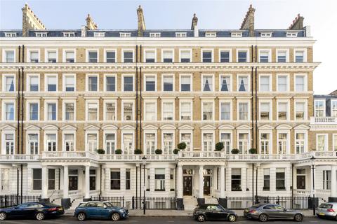 2 bedroom apartment to rent, Queen's Gate Gardens, London, SW7