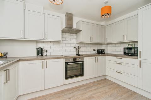 3 bedroom end of terrace house for sale, Vicars Terrace, Castleford WF10