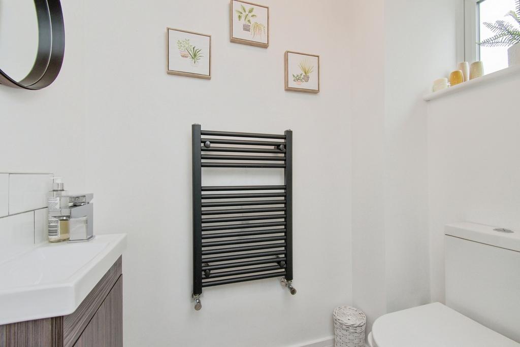 Cloakroom/Wc