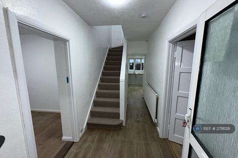 undefined, Great South West Road, Hounslow, TW4