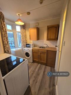 undefined, Berkshire Gardens, London, N13