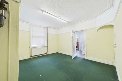 undefined, St. John Street, Mansfield NG18